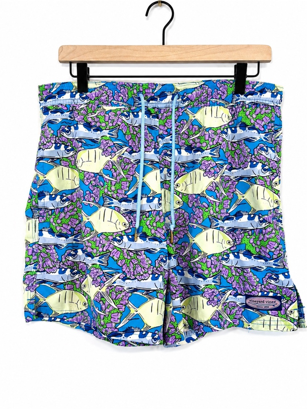 Vineyard Vines Chappy Swim Trunks Men's Size Small Tropical Fish Print